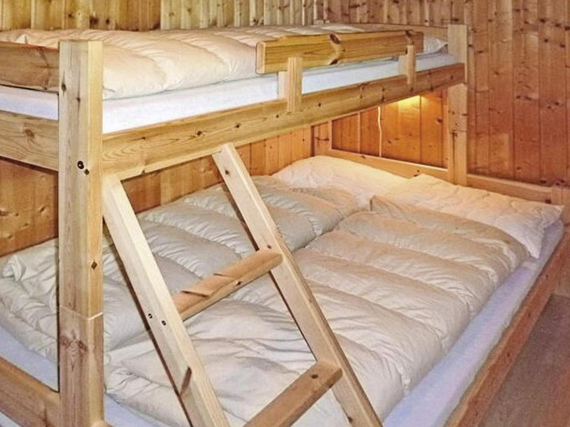 6 Person In